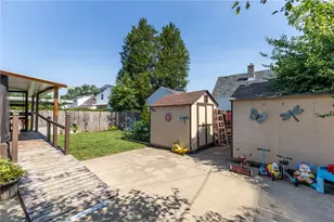 323 Holmes Dr, Fairborn, OH 45324 - Photo 10