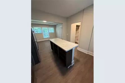 1042 W 2nd Street, Dayton, OH 45402 - Photo 10