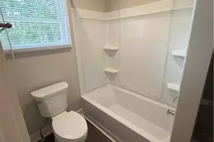 1042 W 2nd St, Dayton, OH 45402 - Photo 24