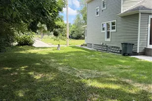 1042 W 2nd St, Dayton, OH 45402 - Photo 28
