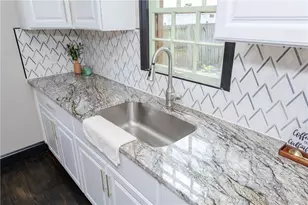 2421 Rugby Rd, Dayton, OH 45406 - Photo 24