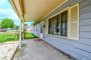 814 Bellows Dr, New Carlisle, OH 45344 - Photo 6