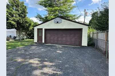 4914 Lindbergh Boulevard, Dayton, OH 45449 - Photo 10