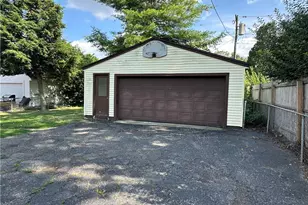4914 Lindbergh Blvd, Dayton, OH 45449 - Photo 10