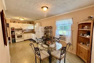 303 Pinewood Ave, Piqua, OH 45356 - Photo 10
