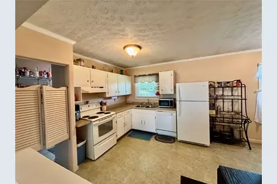303 Pinewood Avenue, Piqua, OH 45356 - Photo 12