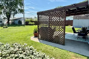 303 Pinewood Ave, Piqua, OH 45356 - Photo 4