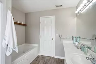70 E Long Meadow Dr, Springboro, OH 45066 - Photo 38