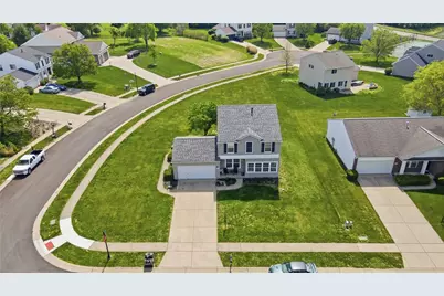 70 E Long Meadow Drive, Springboro, OH 45066 - Photo 2