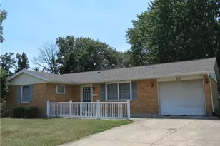 1633 Fair Oaks Dr, Sidney, OH 45365 - Photo 2