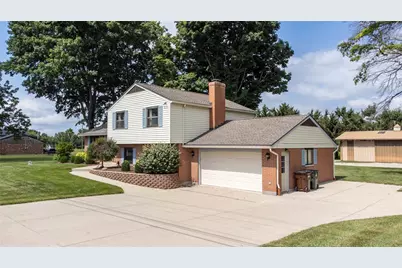 8663 Crestway Road, Clayton, OH 45315 - Photo 2