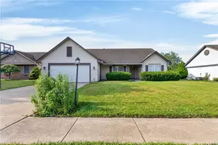 1034 Meadowrun Rd, Englewood, OH 45322 - Photo 2