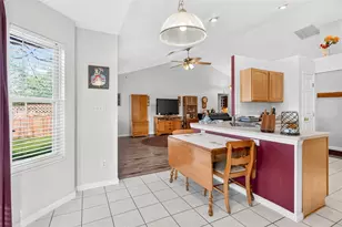 1034 Meadowrun Rd, Englewood, OH 45322 - Photo 4