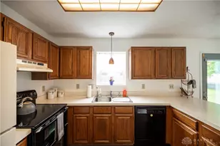 2748 Conestoga St, Springfield, OH 45503 - Photo 14