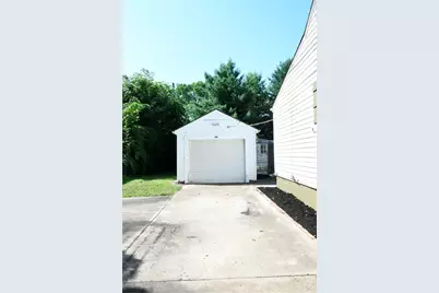 140 Hacker Road, Clayton, OH 45415 - Photo 8