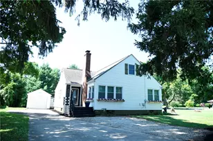 140 Hacker Rd, Clayton, OH 45415 - Photo 1