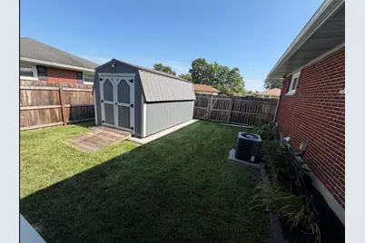 4605 Laredo Street, Moorefield Twp, OH 45503 - Photo 24