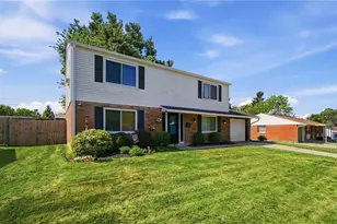 7146 Mandrake Dr, Huber Heights, OH 45424 - Photo 2