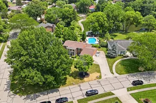 5000 Marilake Cir, Kettering, OH 45429 - Photo 2