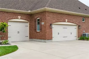2722 Scarborough Pl, Beavercreek Twp, OH 45385 - Photo 52