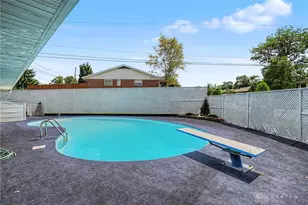 6301 Blossom Park Dr, West Carrollton, OH 45449 - Photo 36