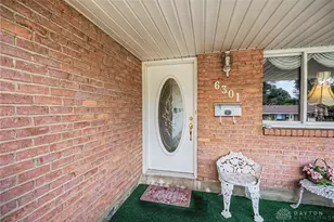 6301 Blossom Park Dr, West Carrollton, OH 45449 - Photo 4
