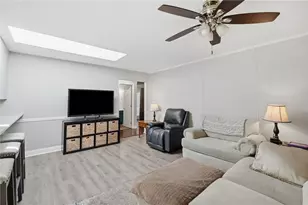 8800 Sugarcreek Point, Washington Twp, OH 45458 - Photo 18