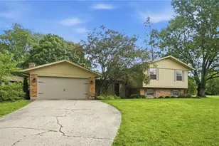 8800 Sugarcreek Point, Washington Twp, OH 45458 - Photo 2