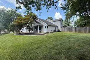 481 Meadow View Ct, Vandalia, OH 45377 - Photo 2