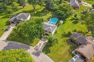 600 Clareridge Ln, Centerville, OH 45458 - Photo 16
