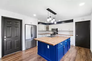 214 Plymouth Ave, Brookville, OH 45309 - Photo 14