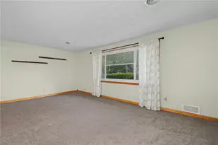 812 Kenosha Rd, Kettering, OH 45429 - Photo 12
