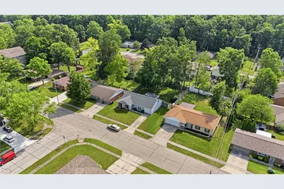 2262 Chapel Drive, Fairborn, OH 45324 - Photo 2