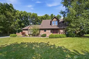 9015 Academy View Ct, Washington Twp, OH 45458 - Photo 4