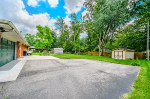 4801 Rean Meadow Dr, Kettering, OH 45440 - Photo 4