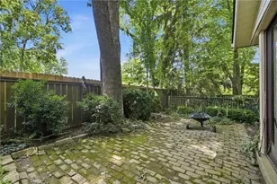 2236 Berrycreek Dr, Kettering, OH 45440 - Photo 32