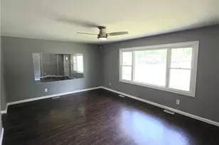 3546 Hermosa Dr, Trotwood, OH 45416 - Photo 2