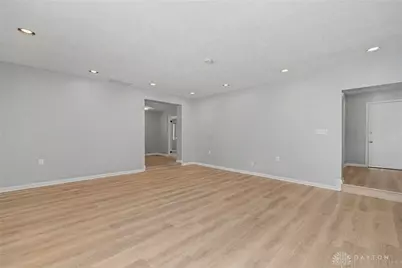 3757 Highmont Street, Beavercreek, OH 45432 - Photo 8
