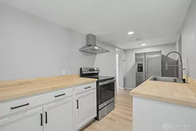3757 Highmont Street, Beavercreek, OH 45432 - Photo 10