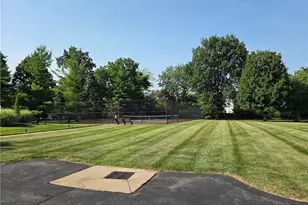 1670 Piper Ln, Centerville, OH 45440 - Photo 30