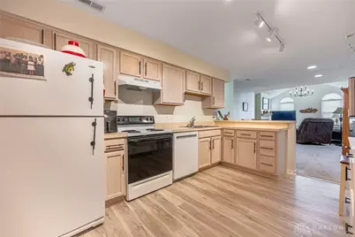 2409 Patrick Boulevard, Beavercreek, OH 45431 - Photo 8