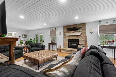 129 Corinthian Drive, Chester Township, OH 45177 - Photo 2