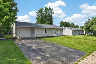 1629 Drake Dr, Xenia, OH 45385 - Photo 2