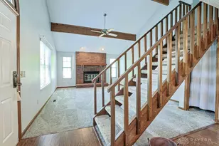 6331 Adams Cir, Washington Twp, OH 45459 - Photo 4