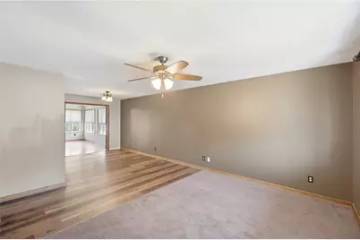 187 Golfwood Drive, West Carrollton, OH 45449 - Photo 8