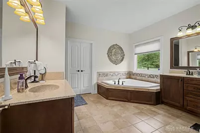 696 Treeline Court, Clear Creek Township, OH 45066 - Photo 22