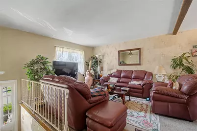 334 Ellenwood Drive, West Carrollton, OH 45449 - Photo 6