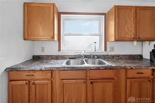 320 Muntz St, Hillsboro, OH 45133 - Photo 10