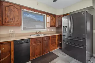 359 Pamela Ave, Harrison Twp, OH 45415 - Photo 12