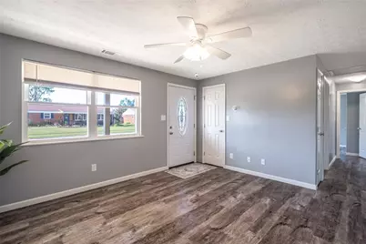 212 Doyle Avenue, Brookville, OH 45309 - Photo 2